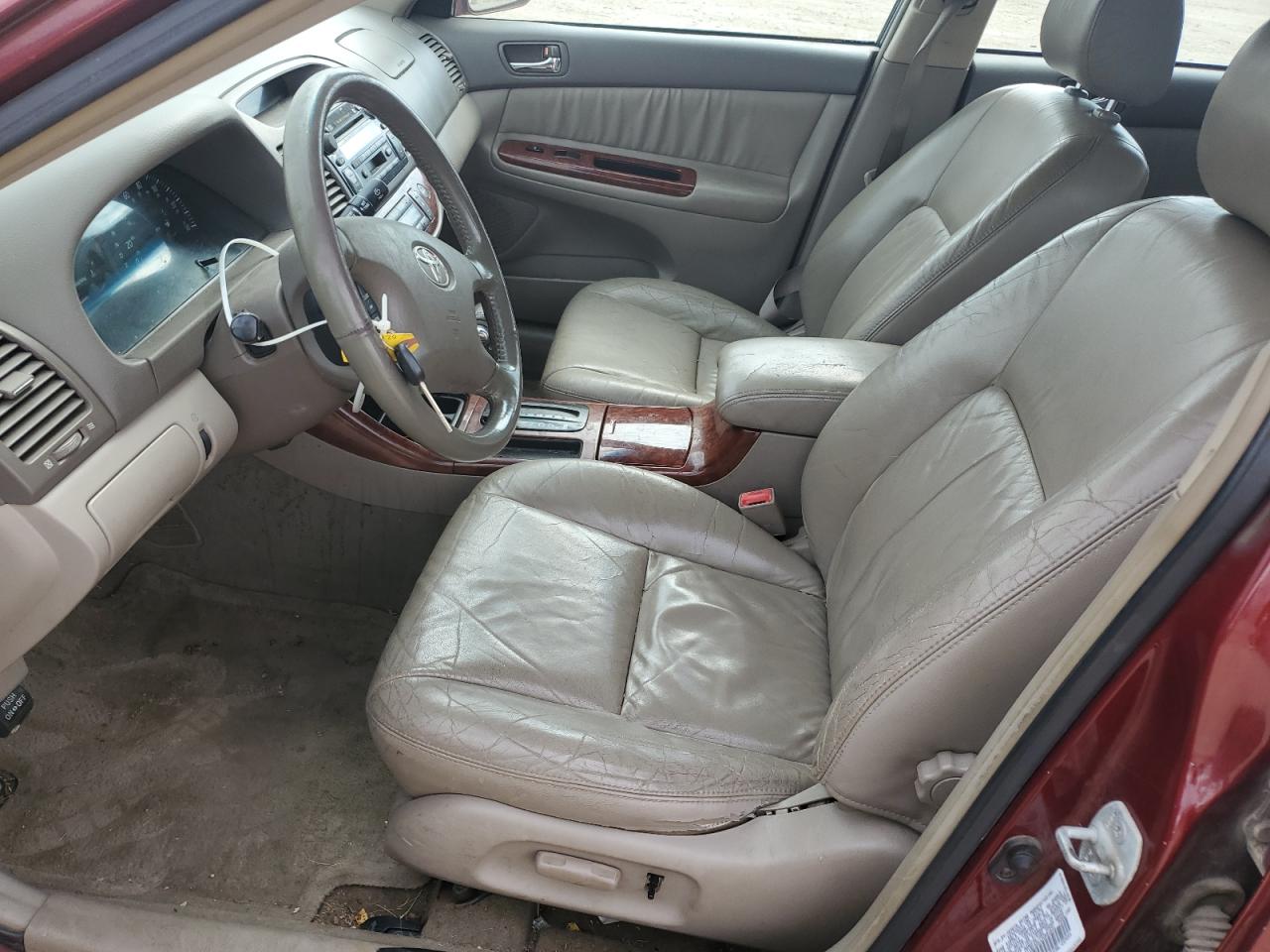 2002 Toyota Camry Le VIN: 4T1BE32K12U001031 Lot: 84732595