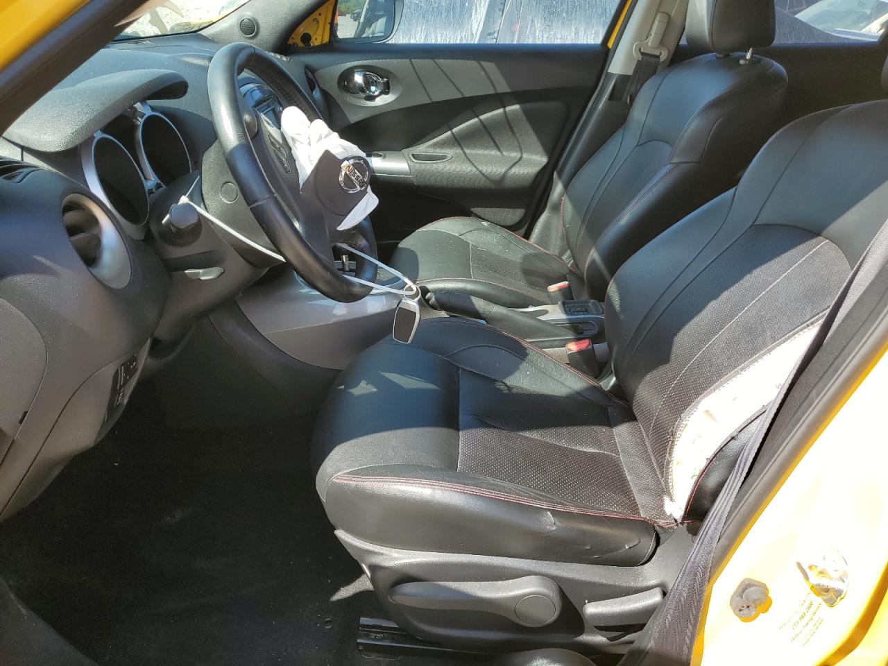 2015 Nissan Juke S VIN: JN8AF5MV6FT558145 Lot: 66044315