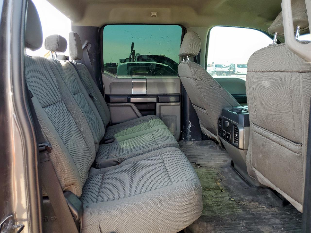 2022 Ford F350 Super Duty VIN: 1FT8W3DT2NEF80921 Lot: 70470095