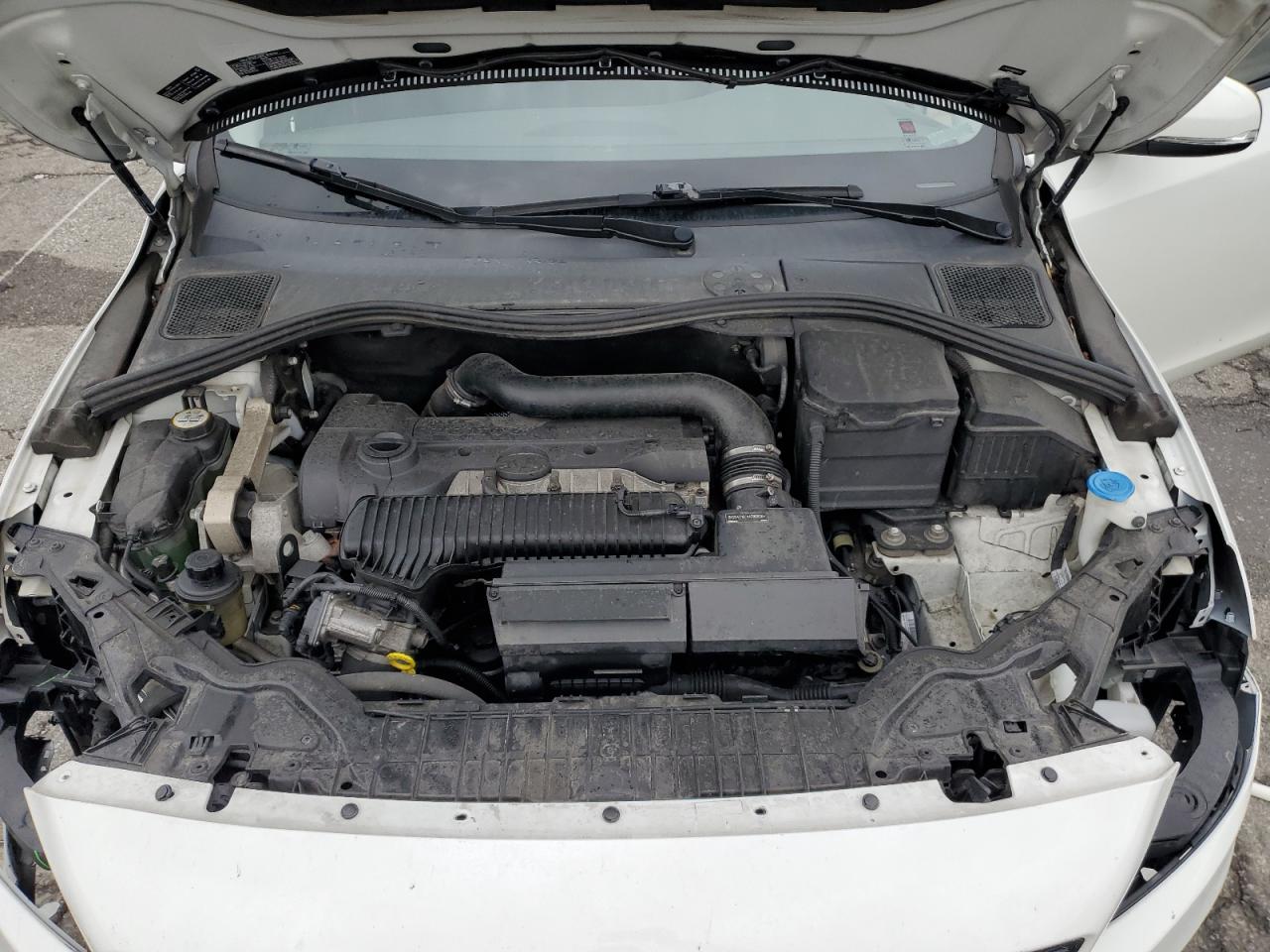 2016 Volvo S60 Platinum VIN: LYV612TM5GB096254 Lot: 82168535