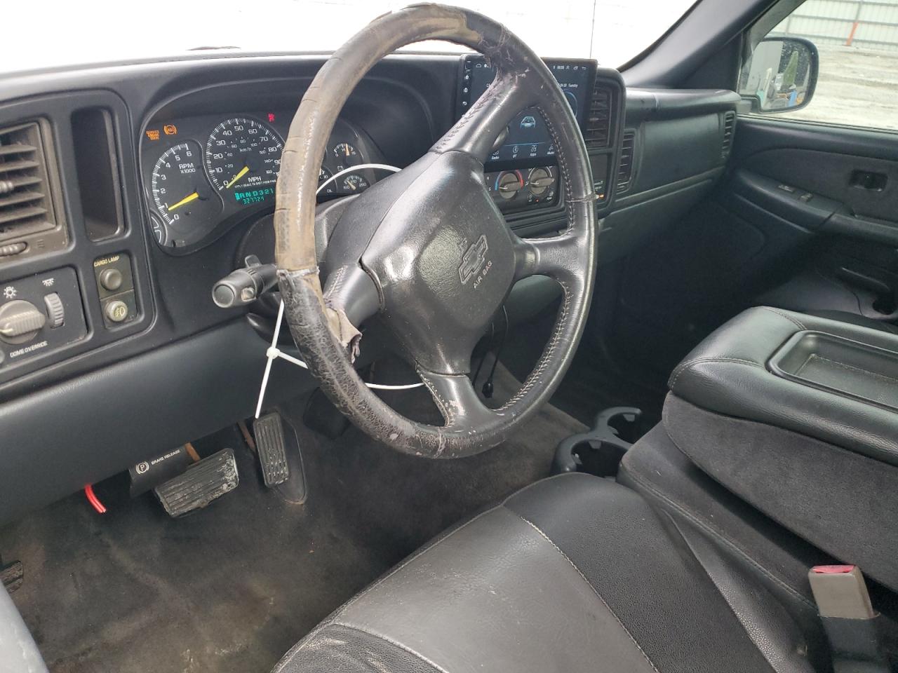 1999 Chevrolet Silverado C1500 VIN: 1GCEC19T1XZ141164 Lot: 84831185