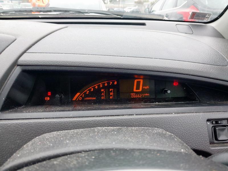 2002 SUZUKI LIANA GLX 