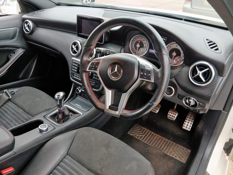 2013 MERCEDES-BENZ A180 BLUE-CY AMG SPORT CD 