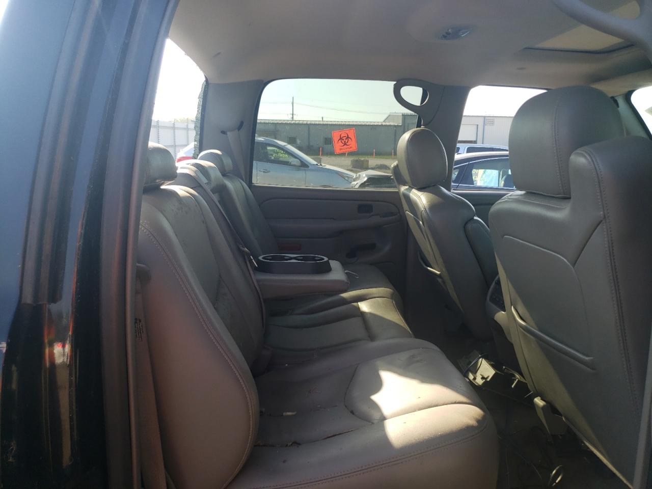 2006 Chevrolet Silverado K1500 VIN: 2GCEK13T061202555 Lot: 84741025