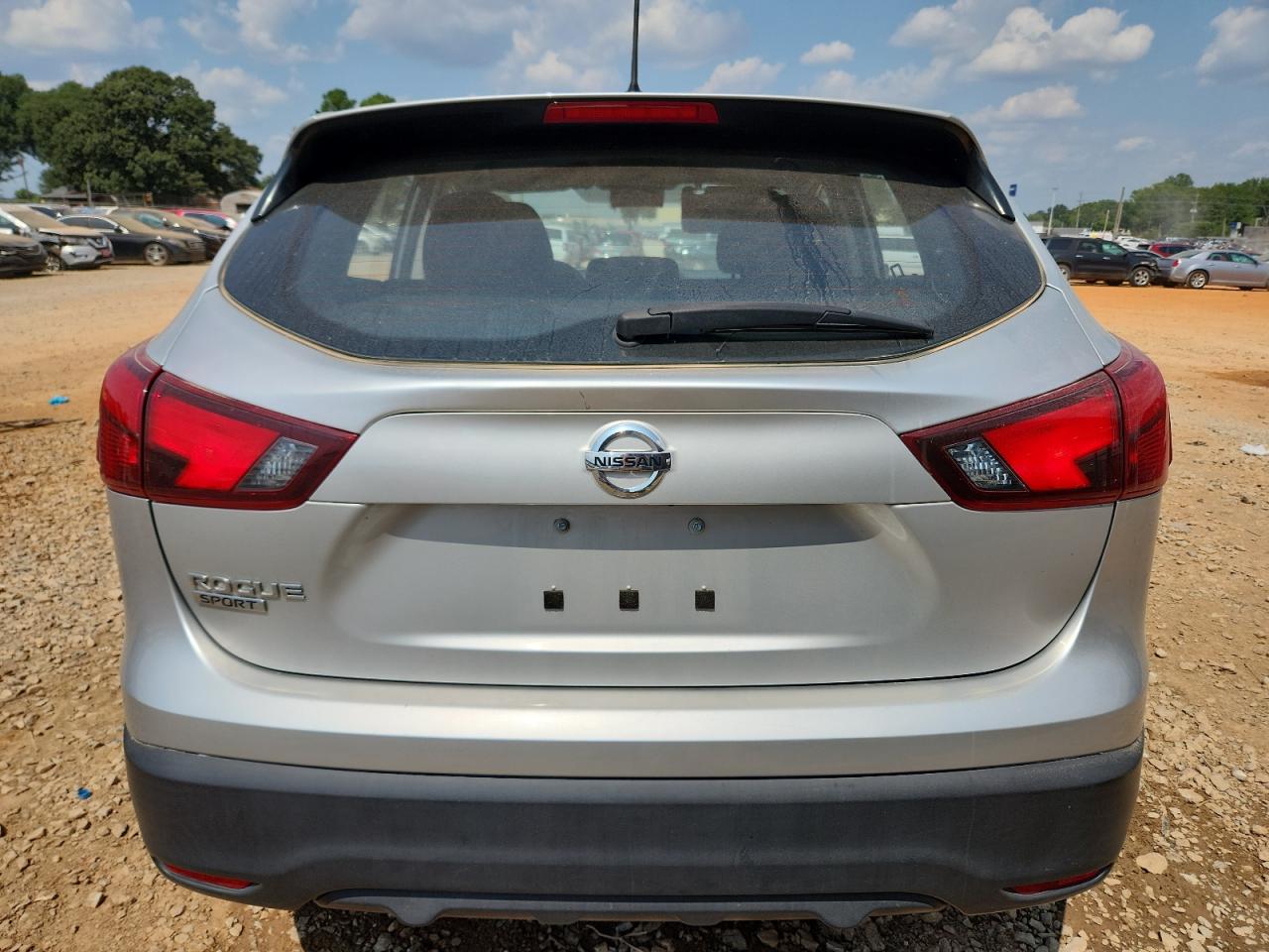 2018 Nissan Rogue Sport S VIN: JN1BJ1CPXJW500494 Lot: 80389415