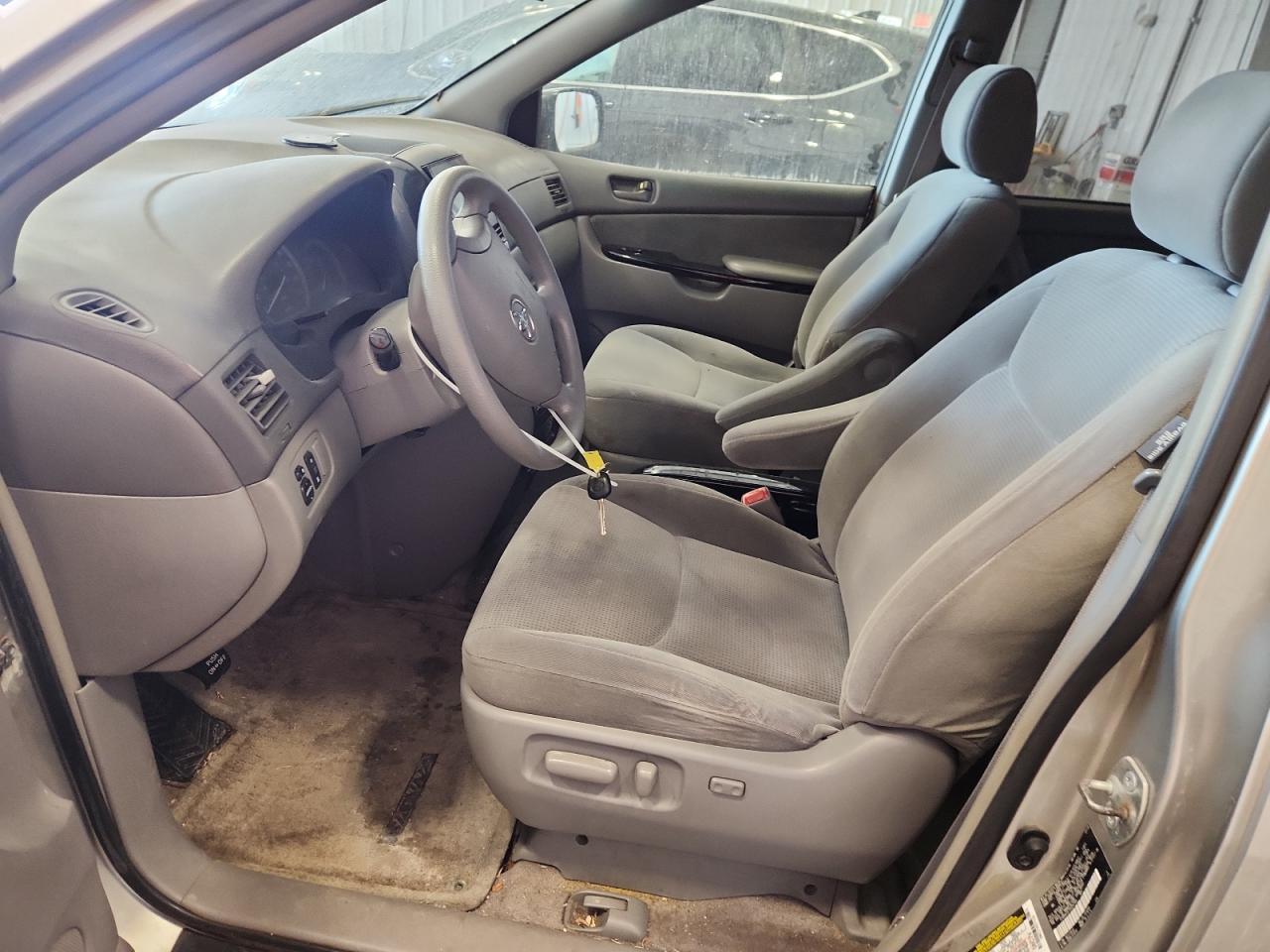 2005 Toyota Sienna Le VIN: 5TDBA23C75S043164 Lot: 71073695