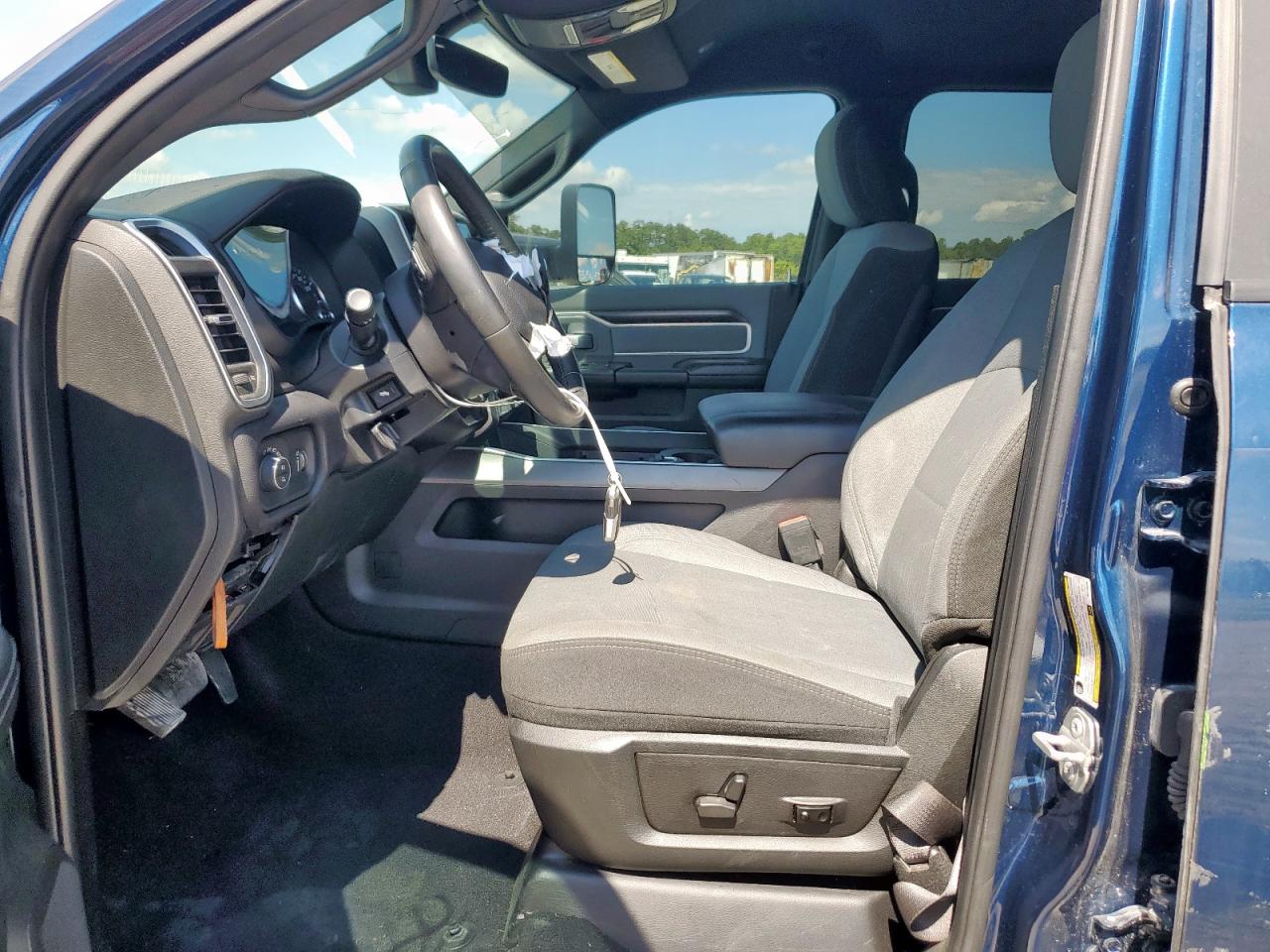 2022 Ram 2500 Big Horn/Lone Star VIN: 3C6UR5DJ3NG170399 Lot: 84284435