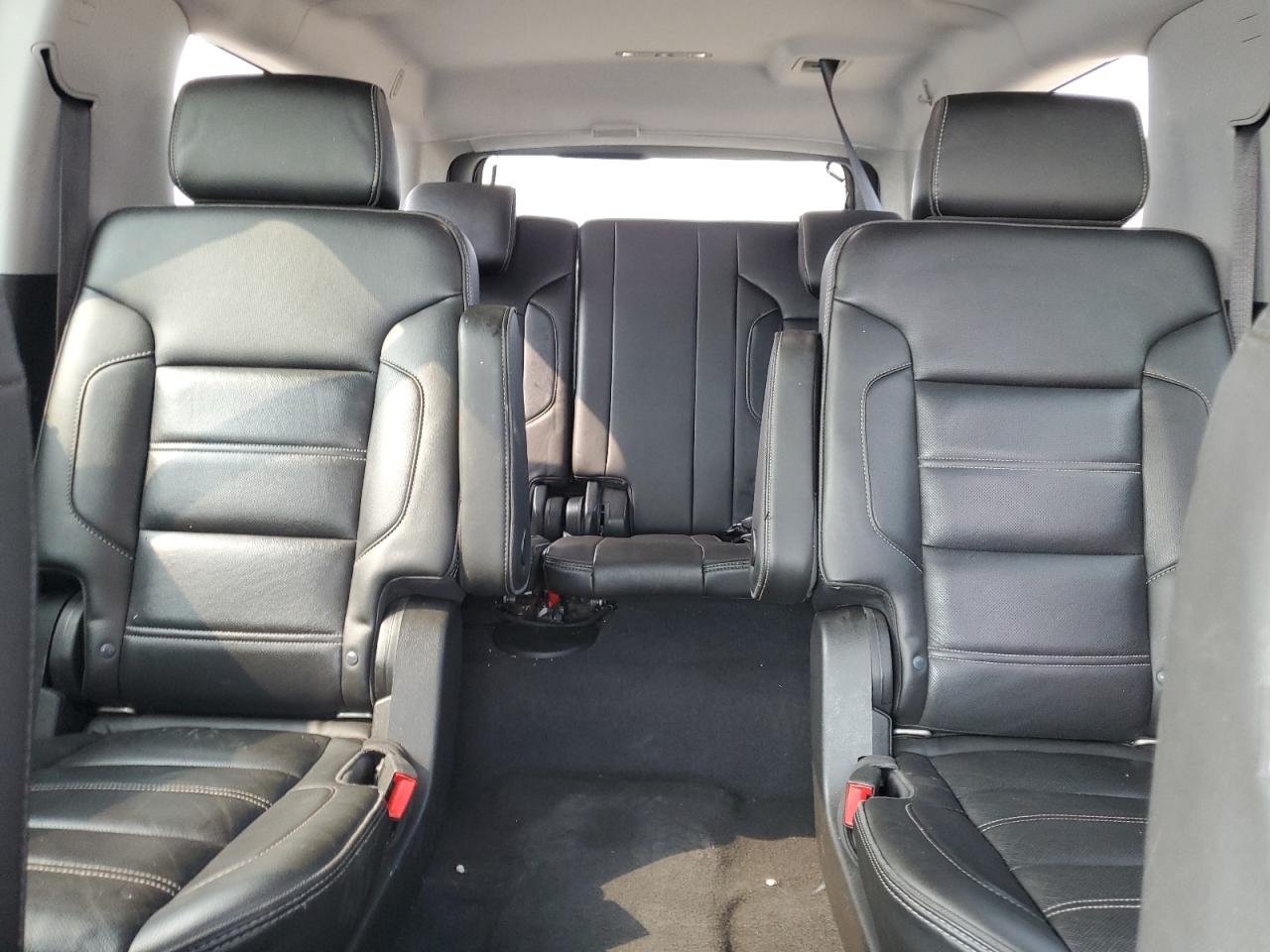 2019 GMC Yukon Xl Denali VIN: 1GKS2HKJ7KR367620 Lot: 71911985