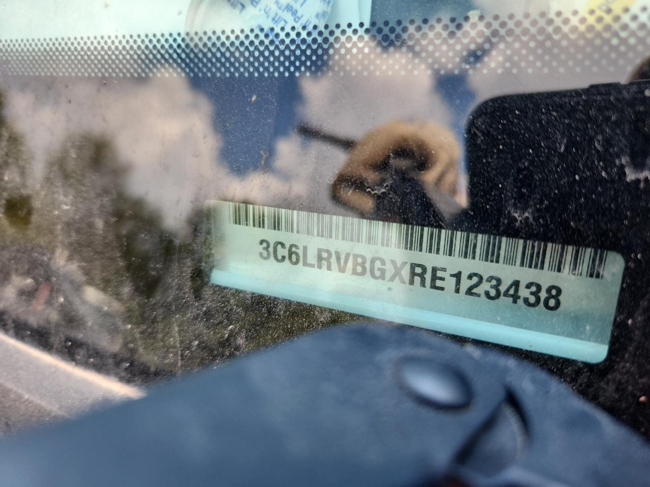 2024 Ram Promaster 1500 1500 High VIN: 3C6LRVBGXRE123438 Lot: 70921665