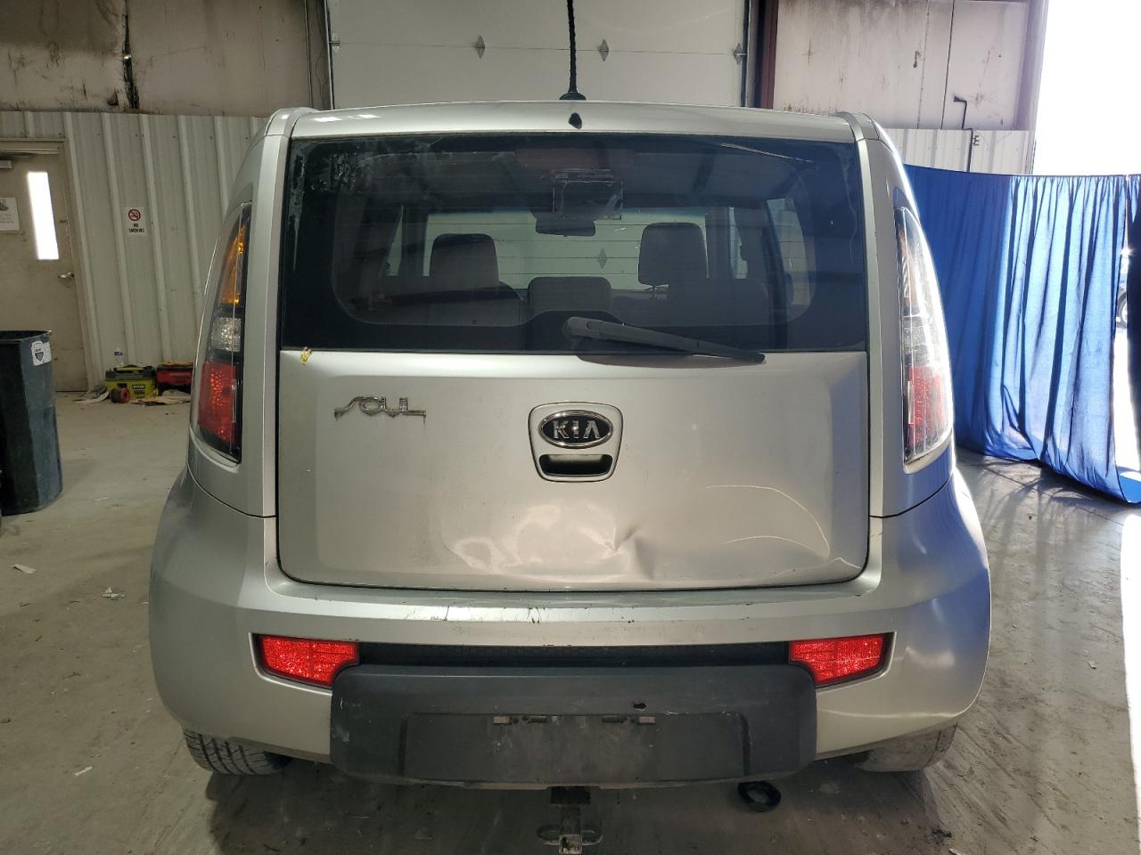 2010 Kia Soul VIN: KNDJT2A13A7165015 Lot: 72078925