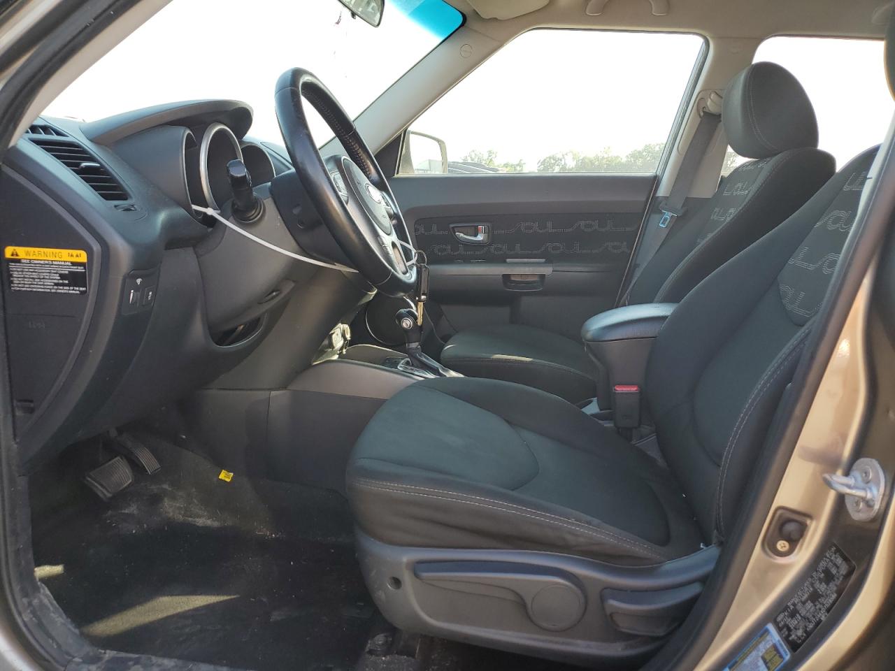 2013 Kia Soul + VIN: KNDJT2A6XD7528586 Lot: 84474855