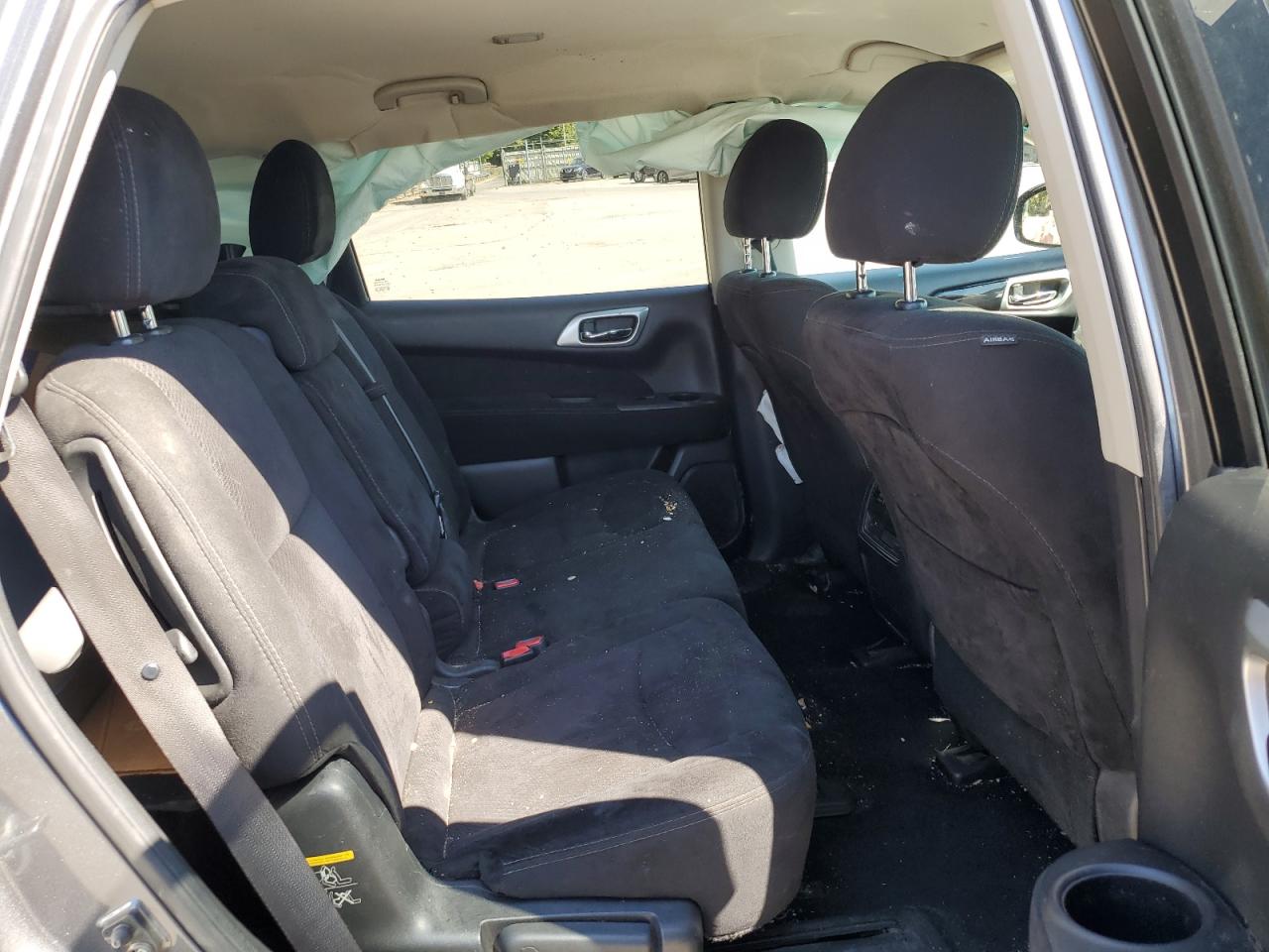 2015 Nissan Pathfinder S VIN: 5N1AR2MM4FC718785 Lot: 81124395