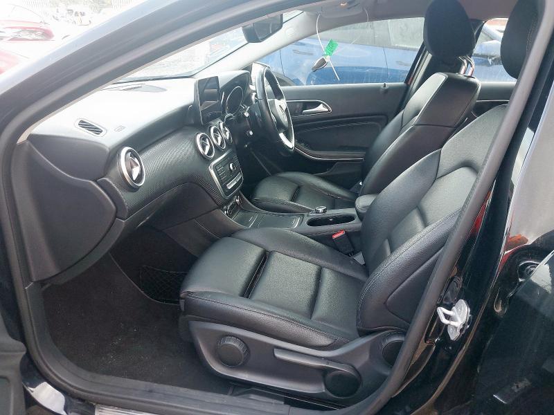 2016 MERCEDES-BENZ A 200 D SPORT PREMIUM AUT 