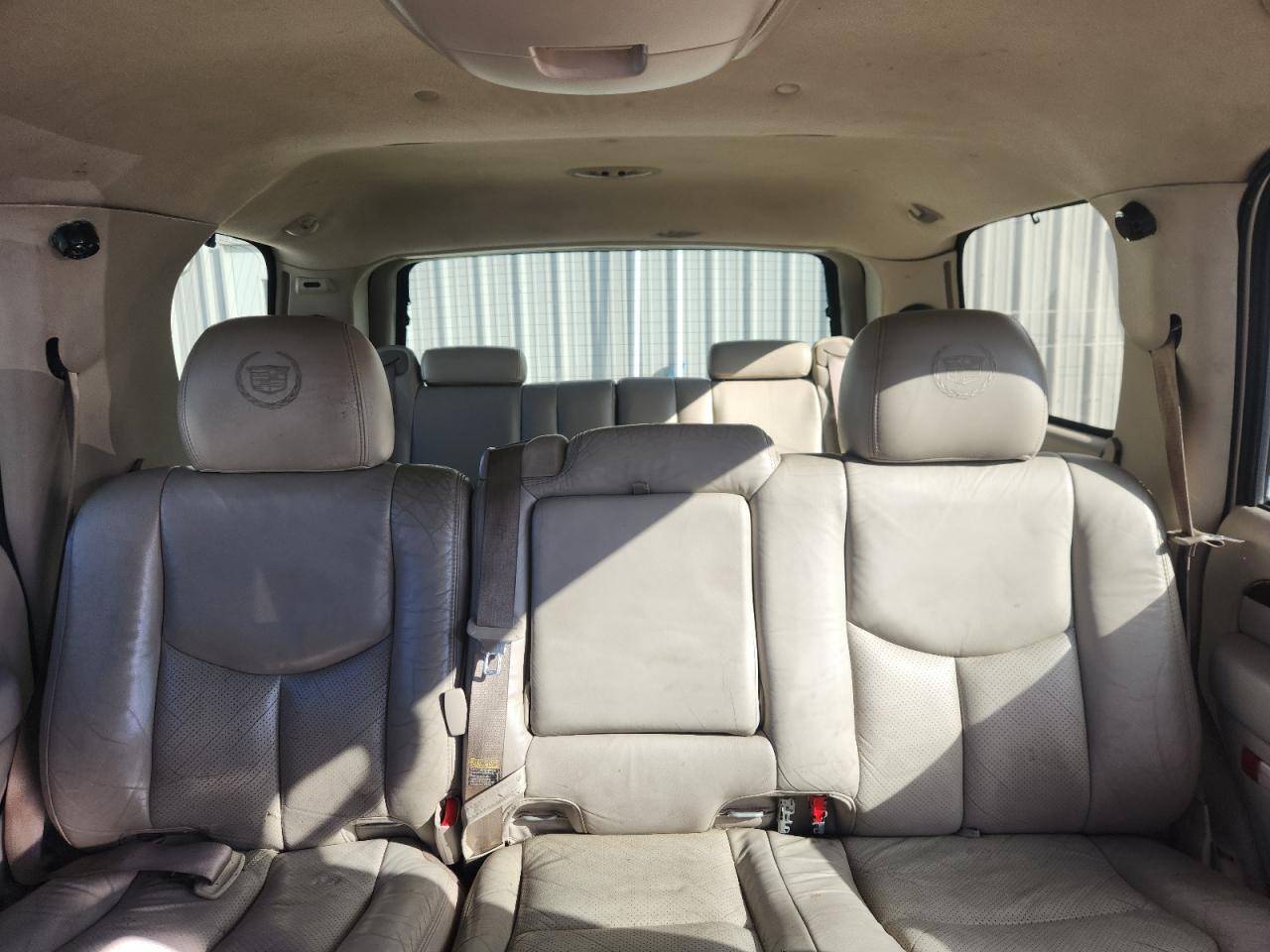 2003 Cadillac Escalade Luxury VIN: 1GYEK63N73R234088 Lot: 82169765