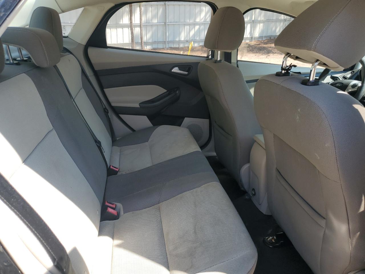 2014 Ford Focus Se VIN: 1FADP3F2XEL435532 Lot: 71269495
