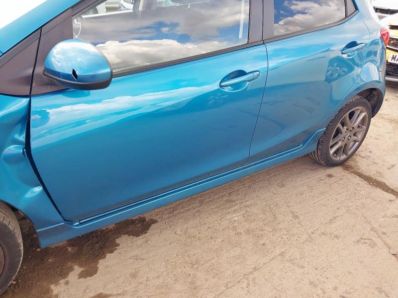 2012 MAZDA 2 VENTURE EDITION 
