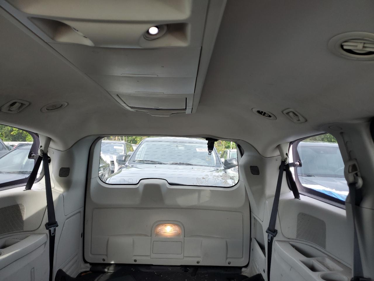 2010 Dodge Grand Caravan Sxt VIN: 2D4RN5D13AR140532 Lot: 83760255