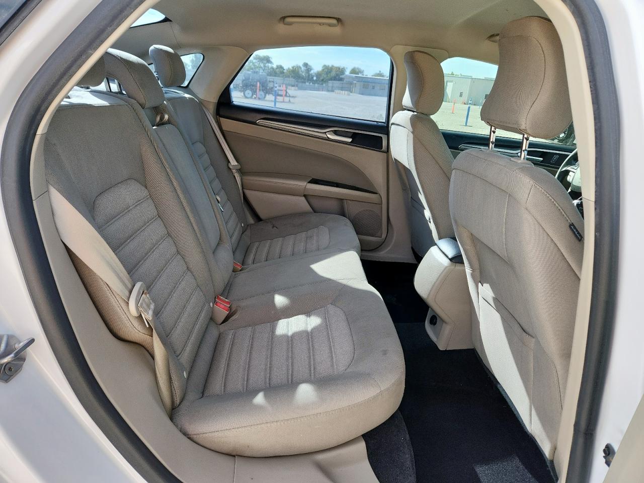 2017 Ford Fusion Se VIN: 3FA6P0H72HR407228 Lot: 83848155