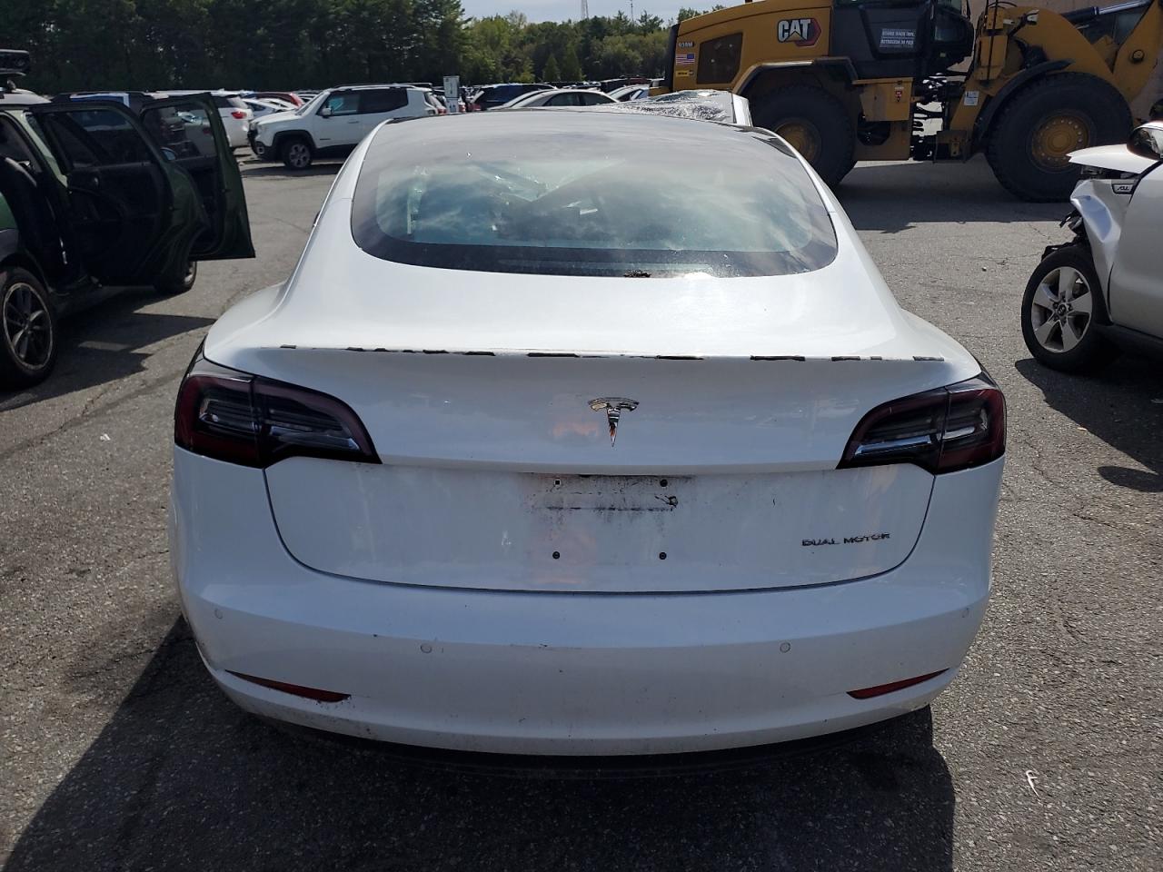 2018 Tesla Model 3 VIN: 5YJ3E1EB6JF122475 Lot: 71881605
