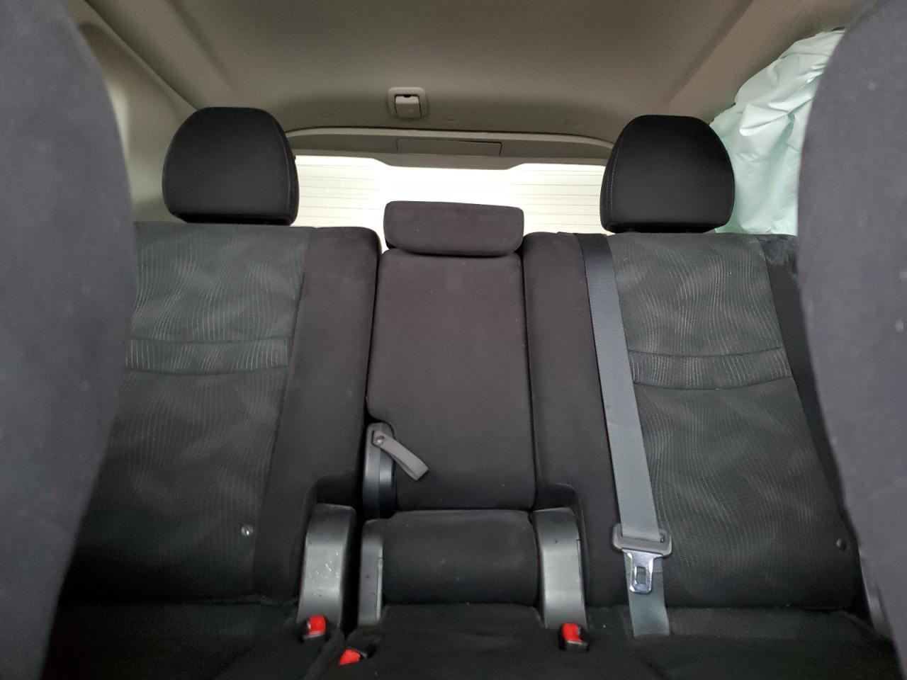 2014 Nissan Rogue S VIN: 5N1AT2MV5EC826762 Lot: 81715735