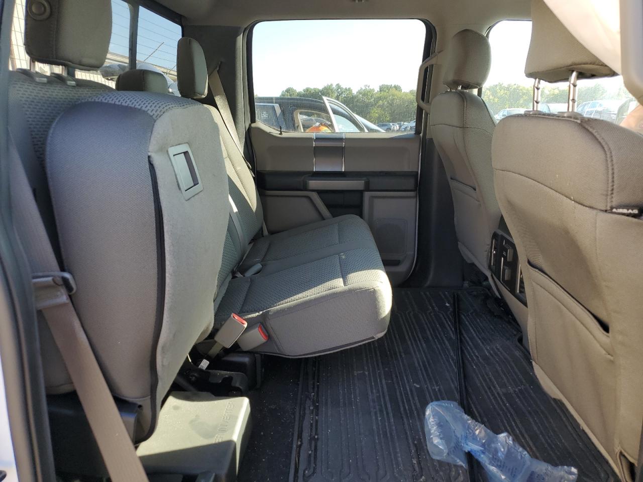 2016 Ford F150 Supercrew VIN: 1FTFW1EGXGKD75977 Lot: 81499845