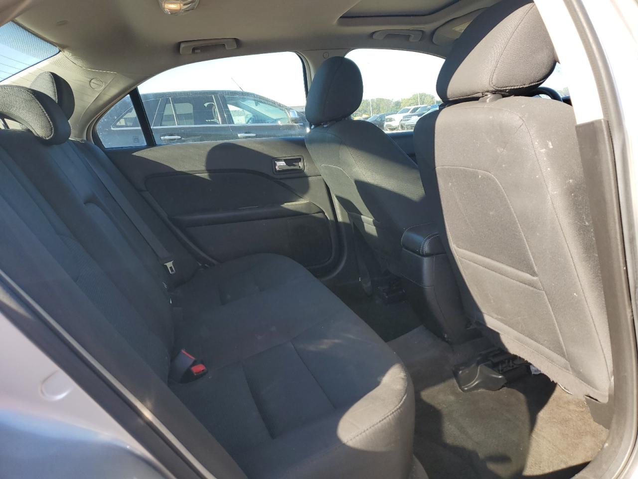 2011 Ford Fusion Se VIN: 3FAHP0HA6BR210994 Lot: 84192095