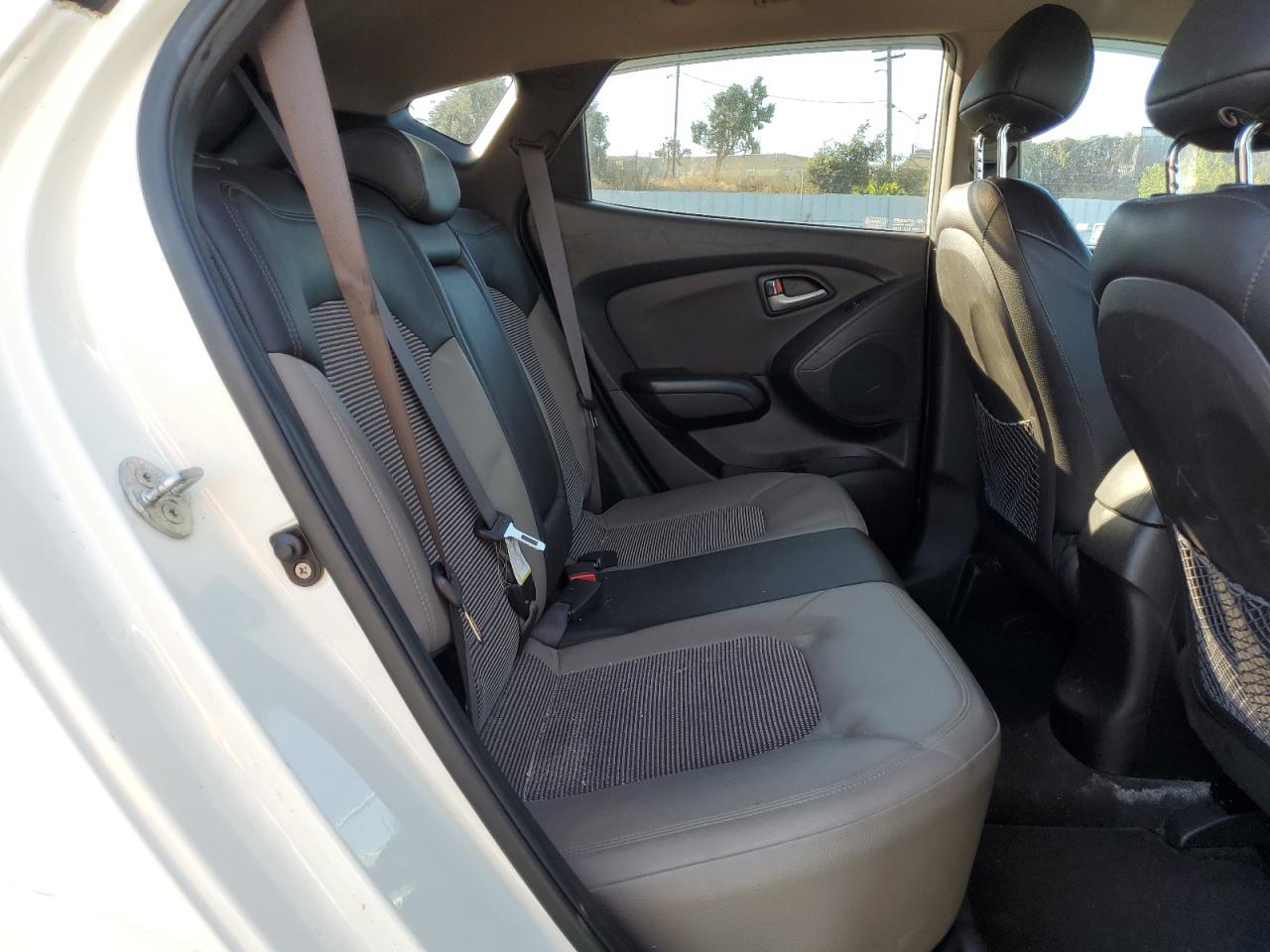 2011 Hyundai Tucson Gls VIN: KM8JU3AC9BU150537 Lot: 83864085