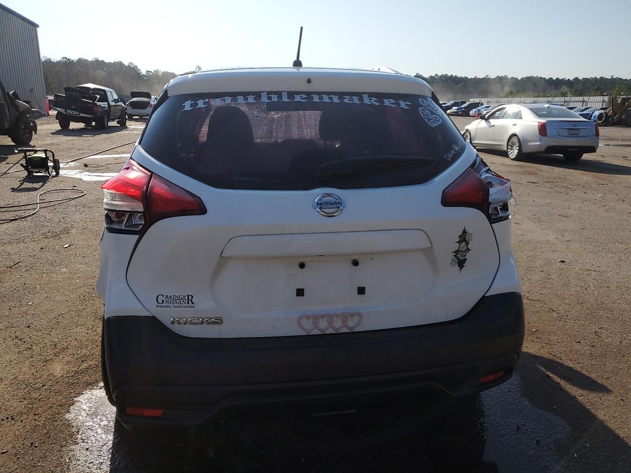 2018 Nissan Kicks S VIN: 3N1CP5CU2JL530627 Lot: 71219615