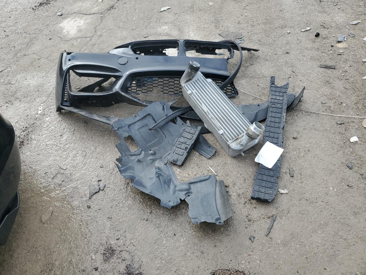 2013 BMW 335 Xi VIN: WBA3B9G52DNR90247 Lot: 81725675