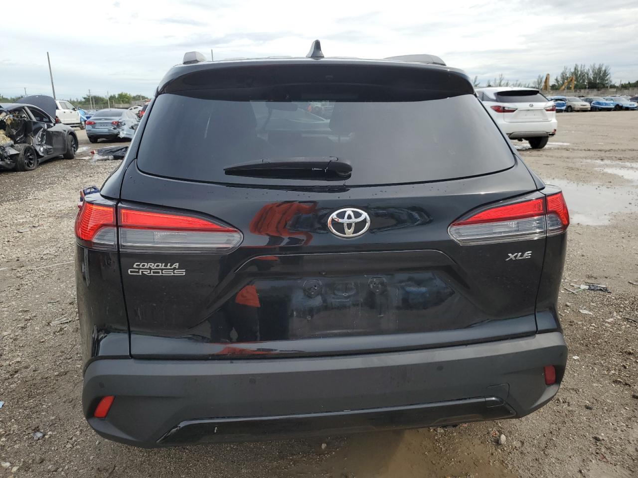 2022 Toyota Corolla Cross Xle VIN: 7MUEAAAG8NV026392 Lot: 80887905