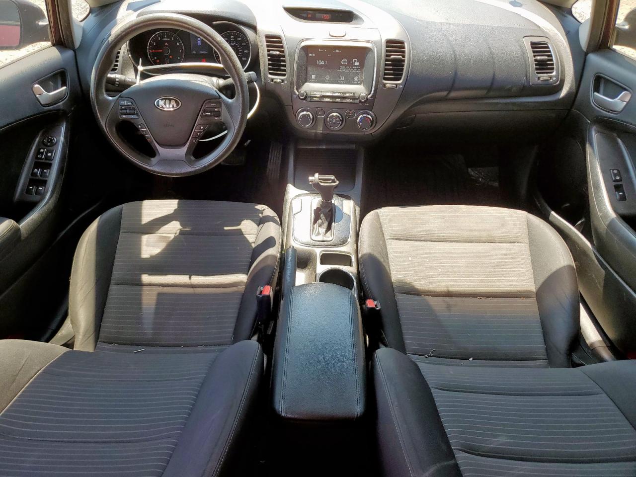 2018 Kia Forte Lx VIN: 3KPFL4A77JE239381 Lot: 71428705