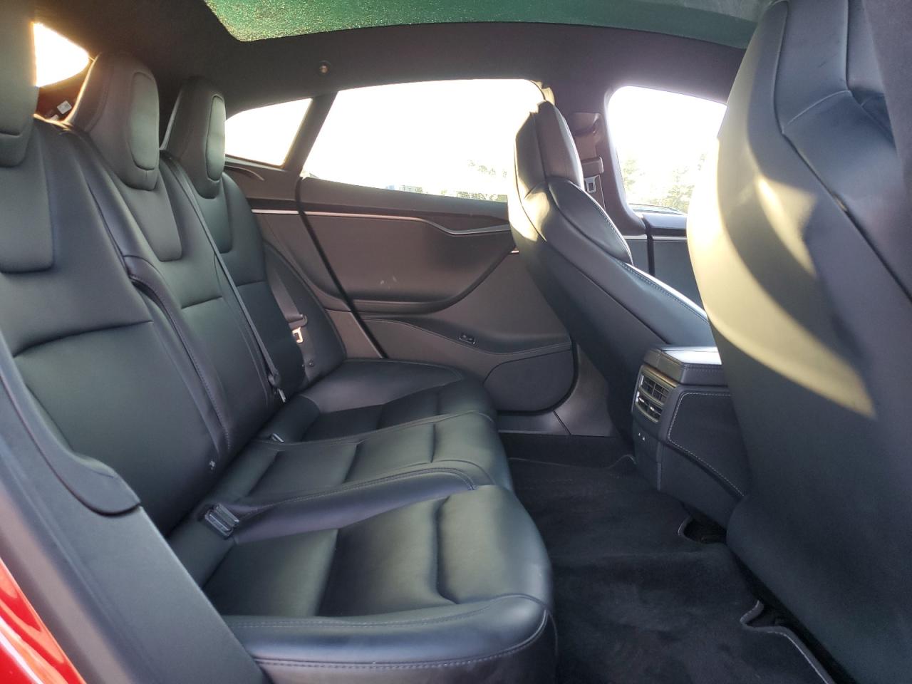 2019 Tesla Model S VIN: 5YJSA1E46KF332732 Lot: 69024445