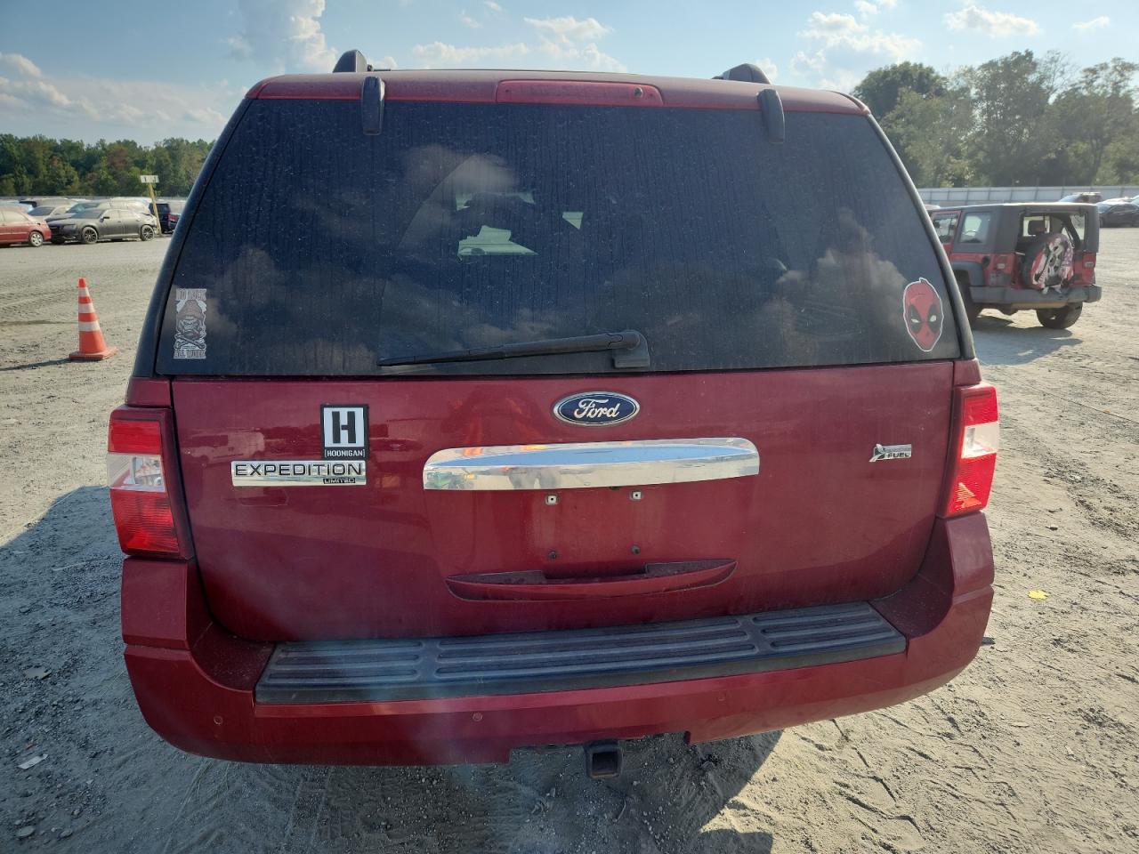 2014 Ford Expedition Limited VIN: 1FMJU1K52EEF40320 Lot: 71145235
