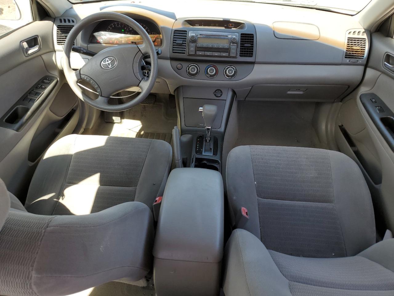 2005 Toyota Camry Le VIN: 4T1BE32K45U553871 Lot: 80405685