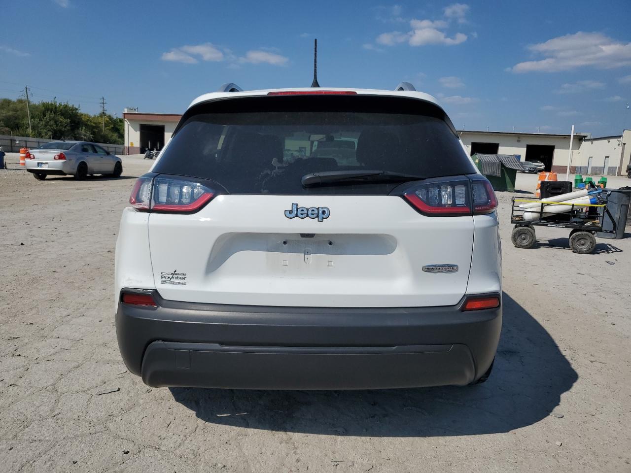 2020 Jeep Cherokee Latitude VIN: 1C4PJLCB7LD615135 Lot: 81102775