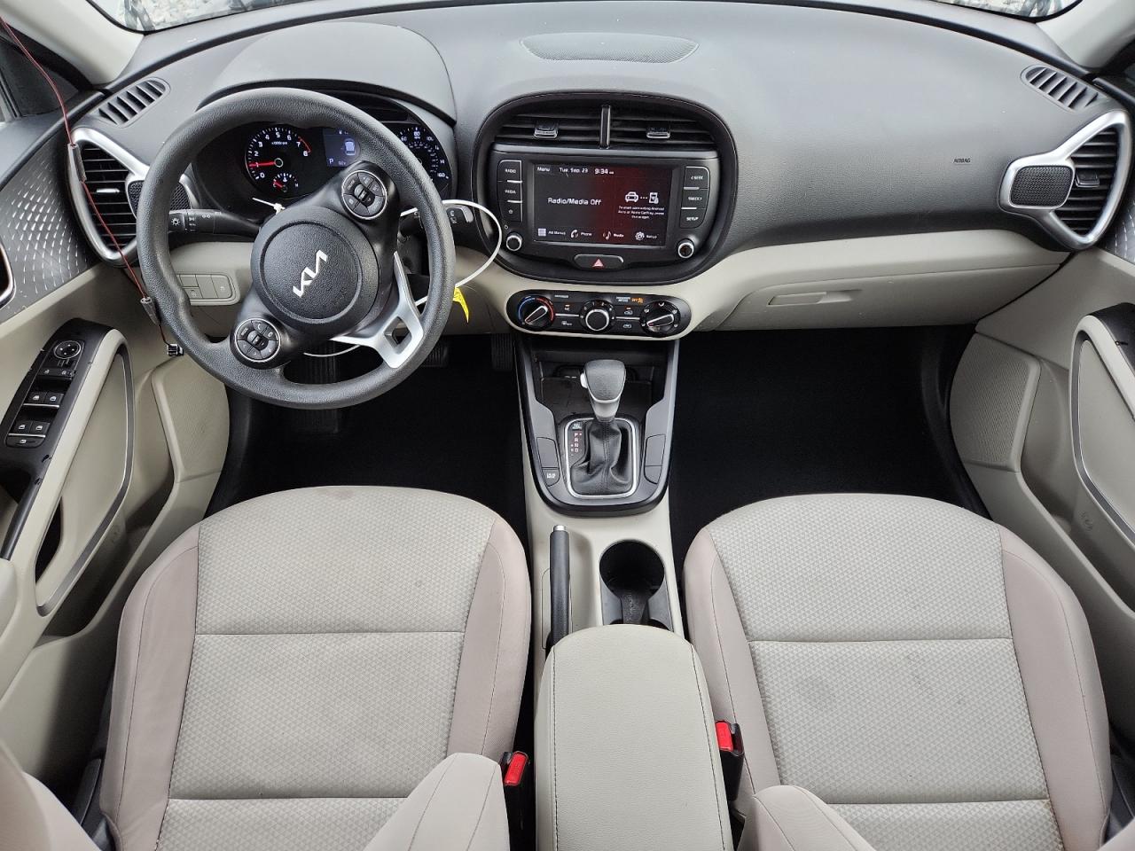 2022 Kia Soul Lx VIN: KNDJ23AU7N7826358 Lot: 82029525
