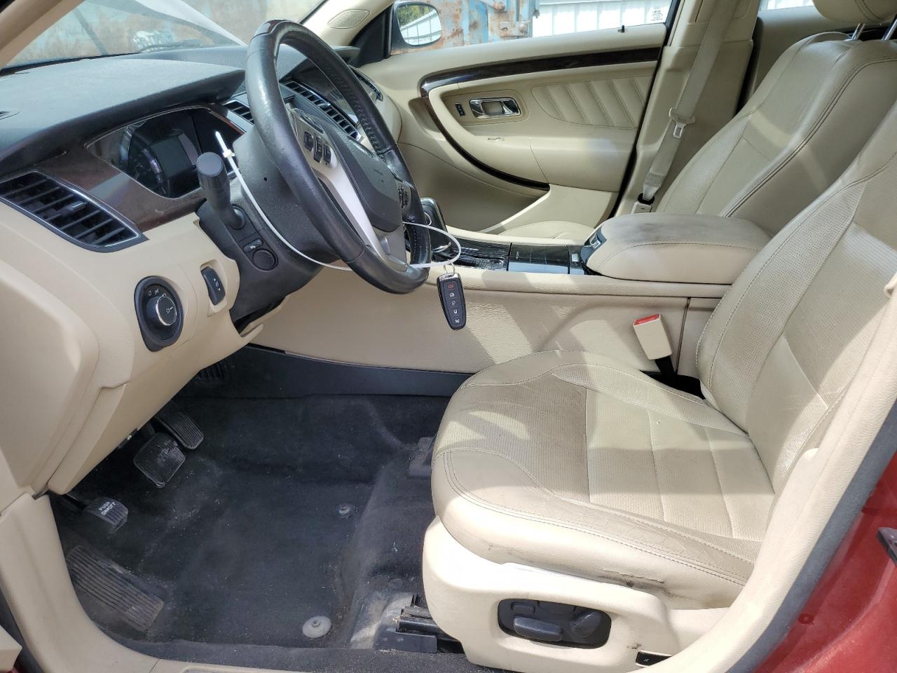 2014 Ford Taurus Limited VIN: 1FAHP2J88EG135469 Lot: 80516905