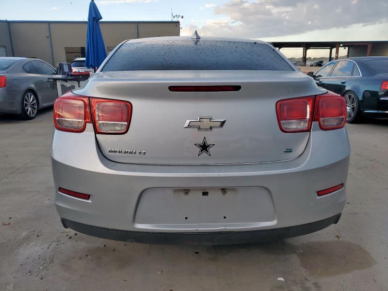 Седаны CHEVROLET MALIBU 2016 Серебристый