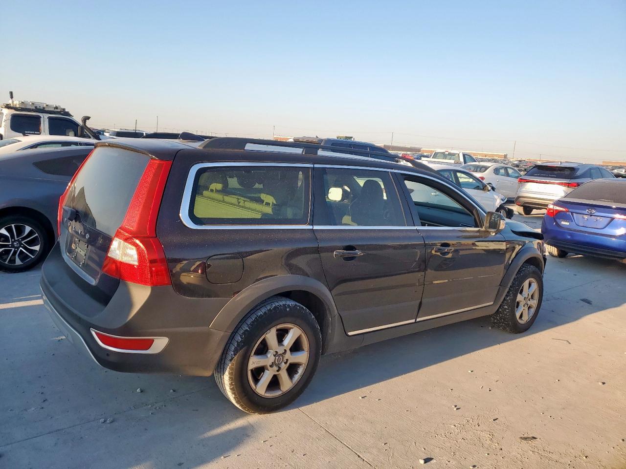 YV4952BL4B1113777 VOLVO XC70 2011 BLACK Photo 3