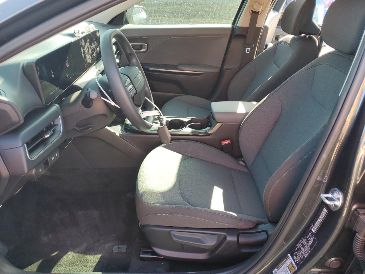 2025 Kia K4 Lx VIN: 3KPFT4DE1SE076318 Lot: 81390185