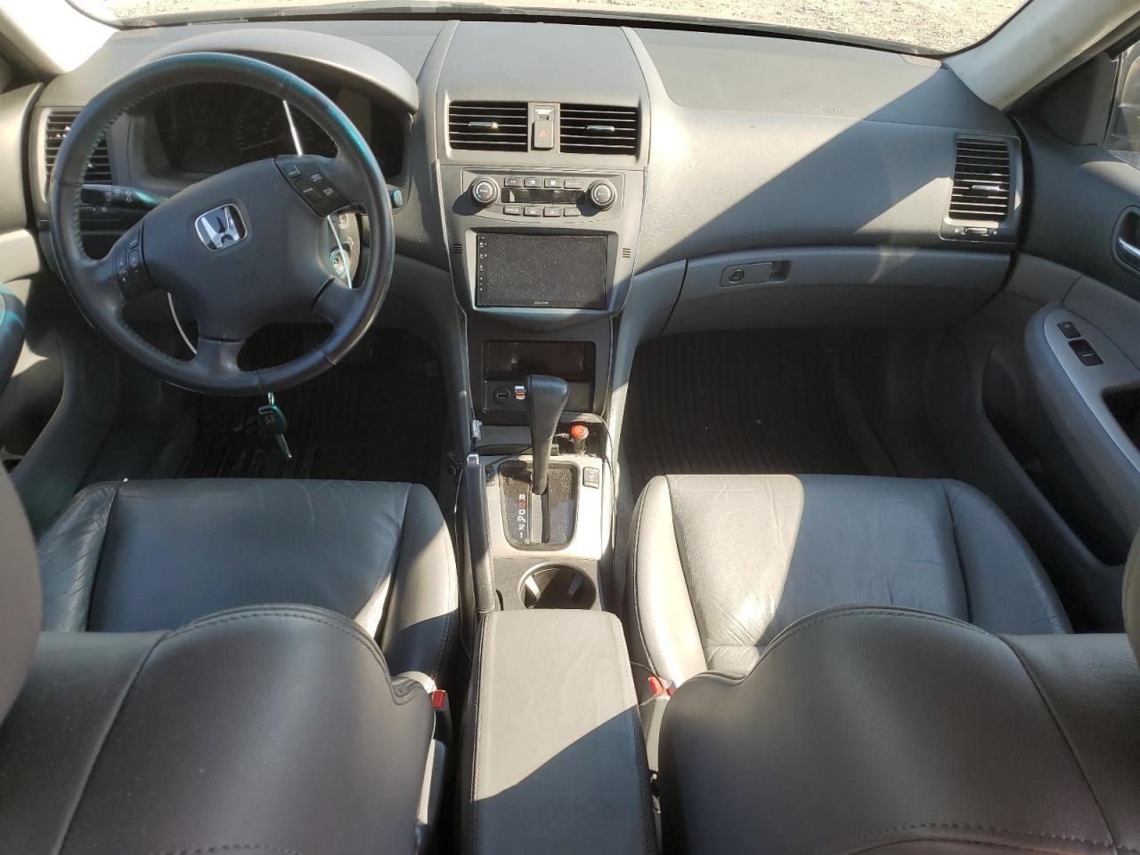 2004 Honda Accord Ex VIN: 1HGCM56824A103000 Lot: 84005435