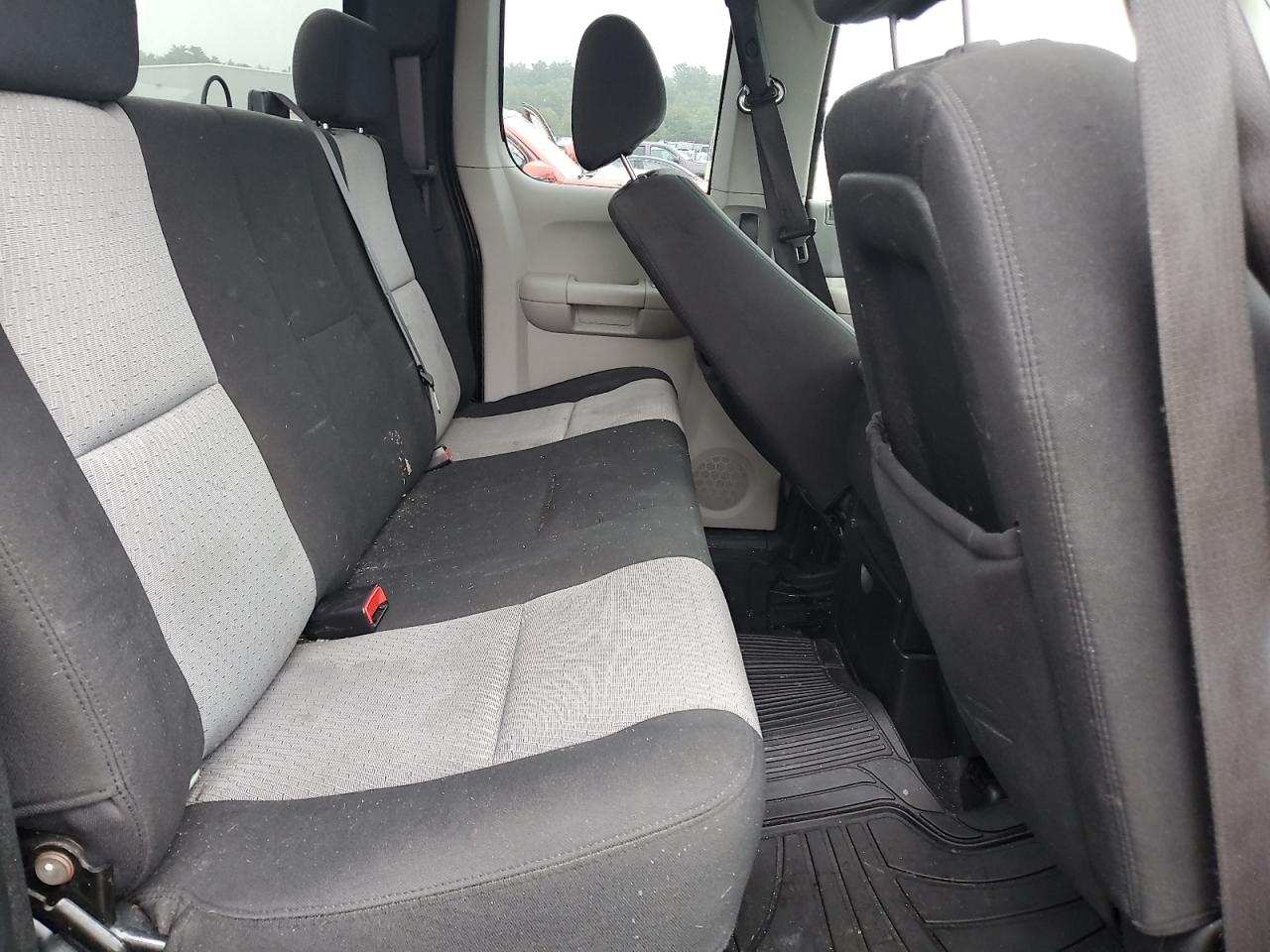 2008 Chevrolet Silverado K1500 VIN: 1GCEK19008E212050 Lot: 81279615