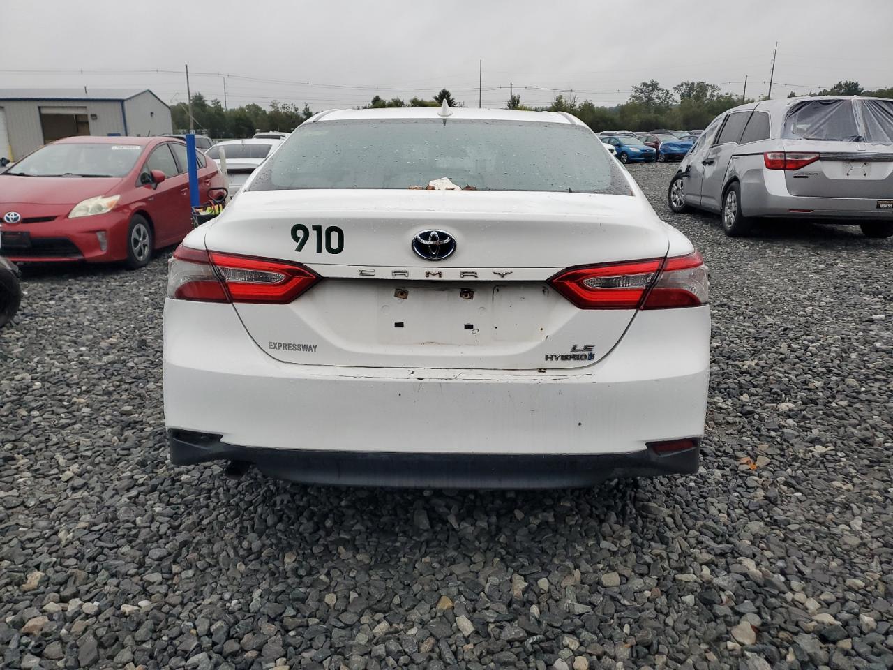 2019 Toyota Camry Le VIN: 4T1B31HK6KU006792 Lot: 82053925