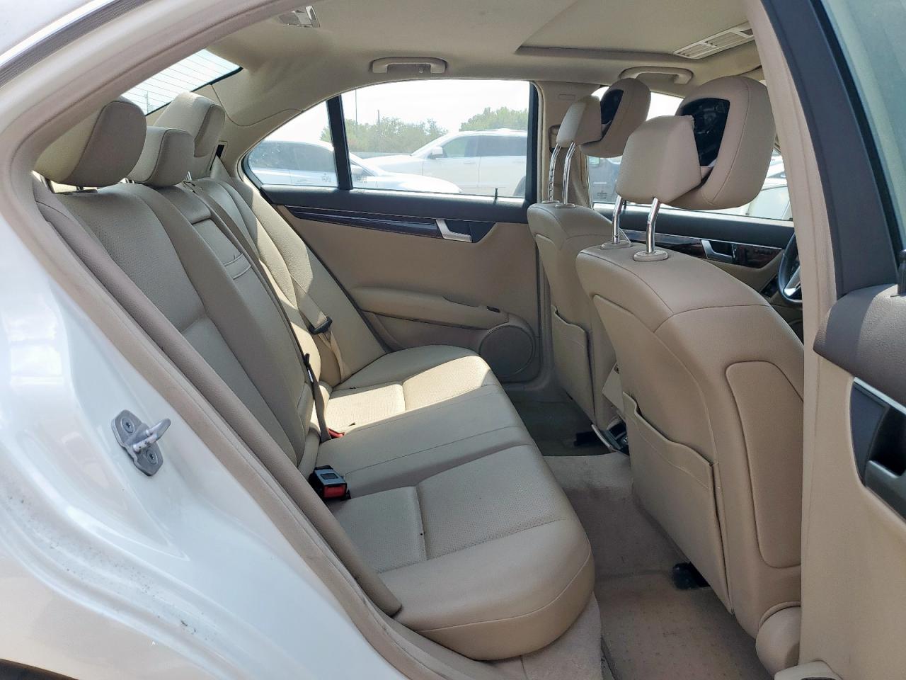 2012 Mercedes-Benz C 250 VIN: WDDGF4HB7CR224236 Lot: 80688645