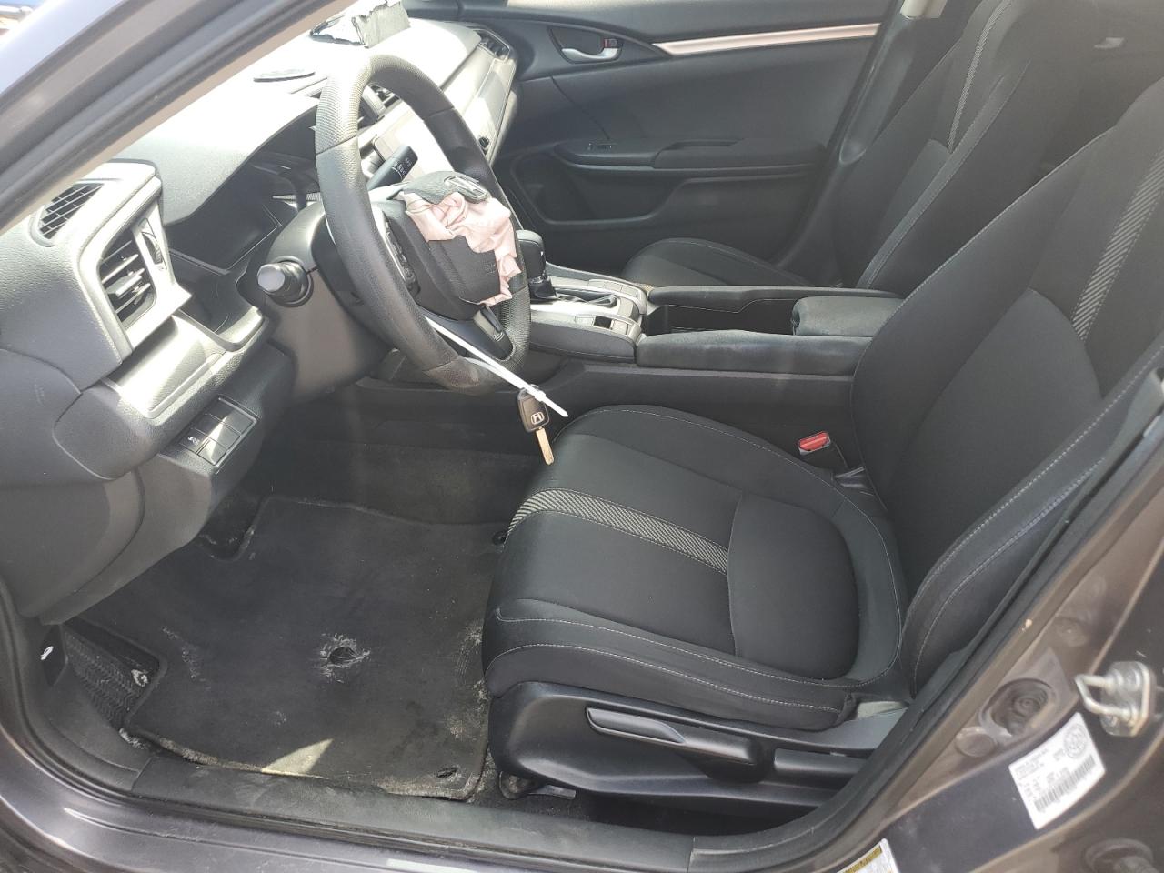 2018 Honda Civic Lx VIN: 2HGFC2F53JH026199 Lot: 70535375