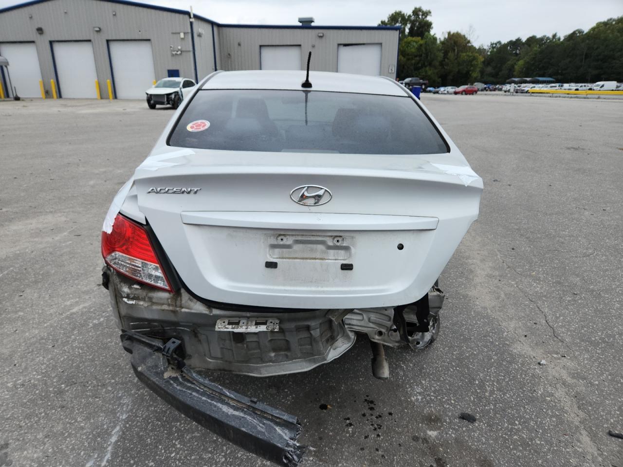 2013 Hyundai Accent Gls VIN: KMHCT4AE1DU584697 Lot: 80802905