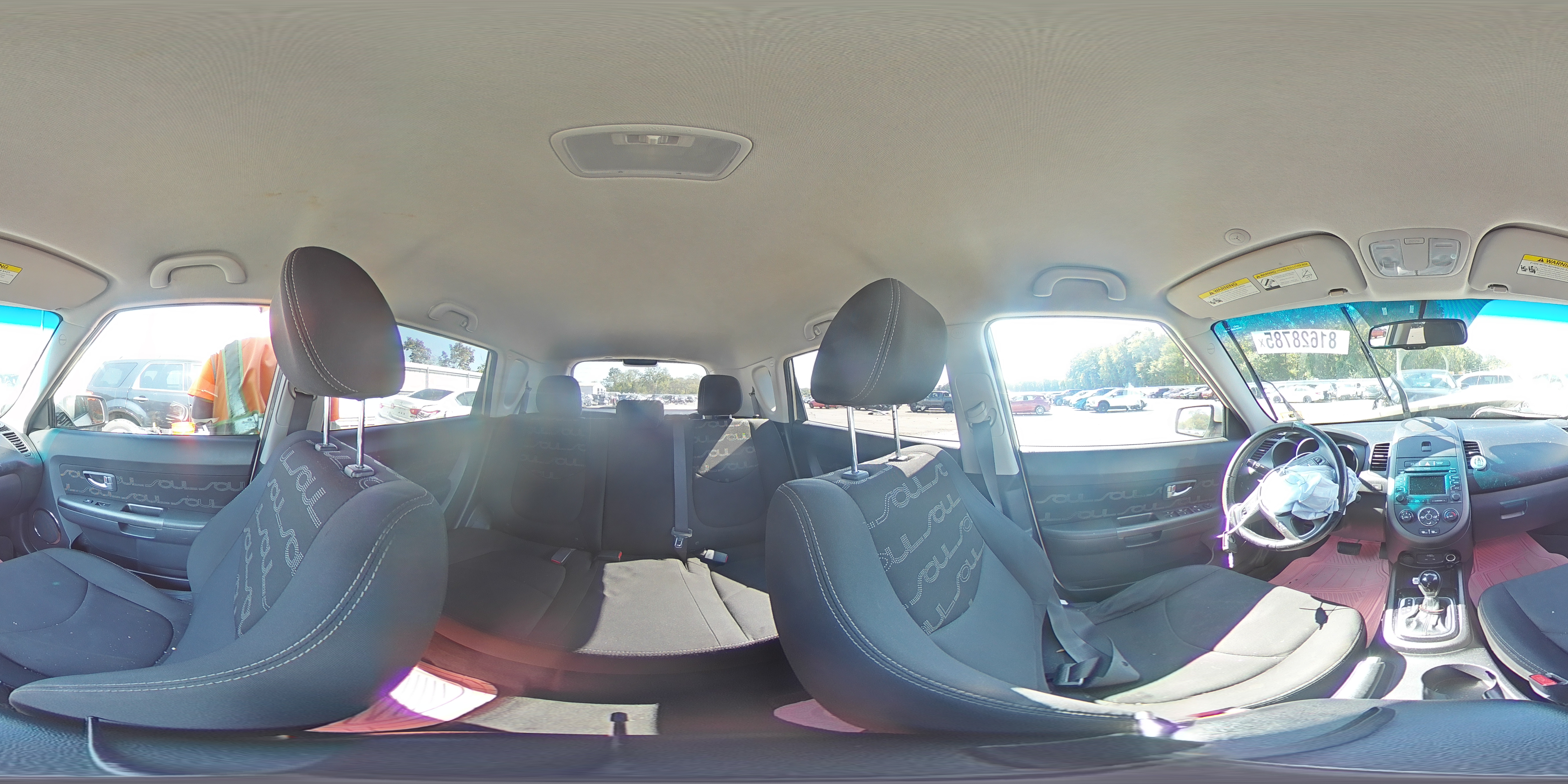 2013 Kia Soul + VIN: KNDJT2A68D7572070 Lot: 81628785