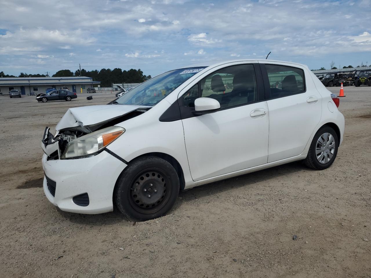 TOYOTA YARIS 2013. Lot# 82075075. VIN JTDKTUD34DD548366. Photo 1
