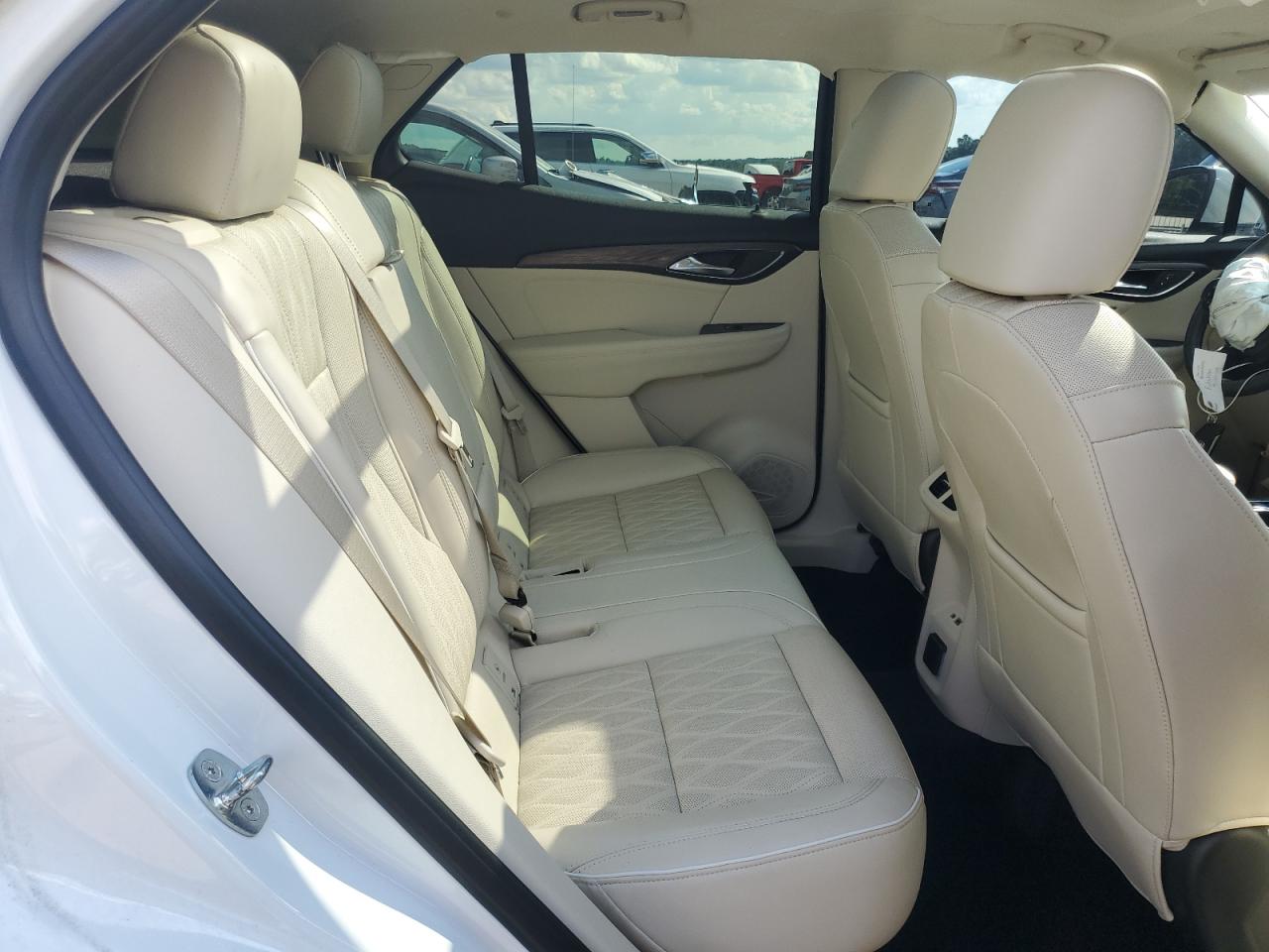 2022 Buick Envision Avenir VIN: LRBFZRR46ND160439 Lot: 84017615