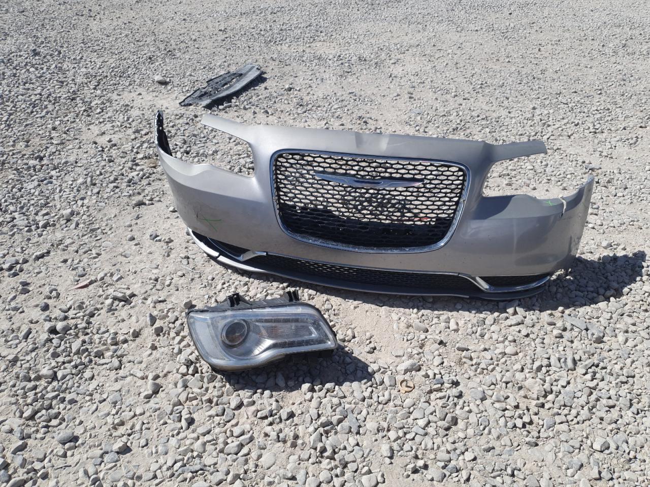 2016 Chrysler 300 Limited VIN: 2C3CCAAG0GH235496 Lot: 80209885